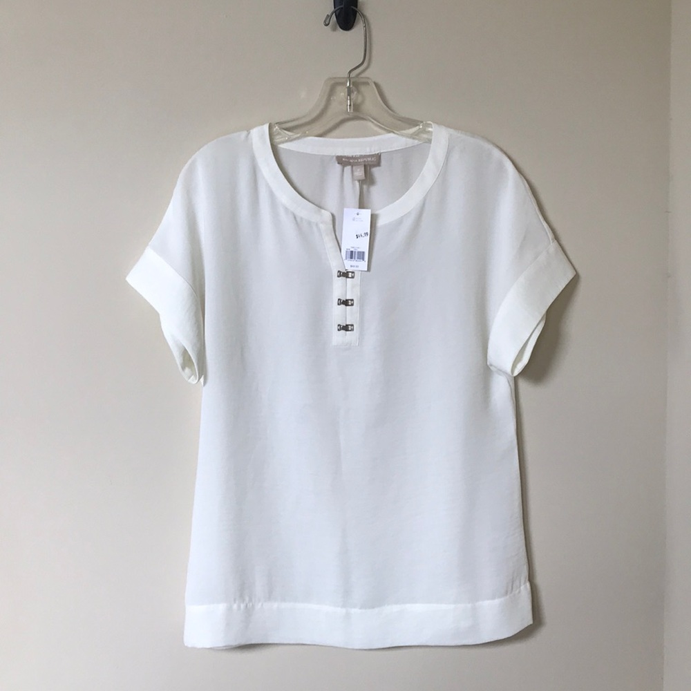 🚨NWT🚨 Banana Republic Creme Chiffon Blouse - S